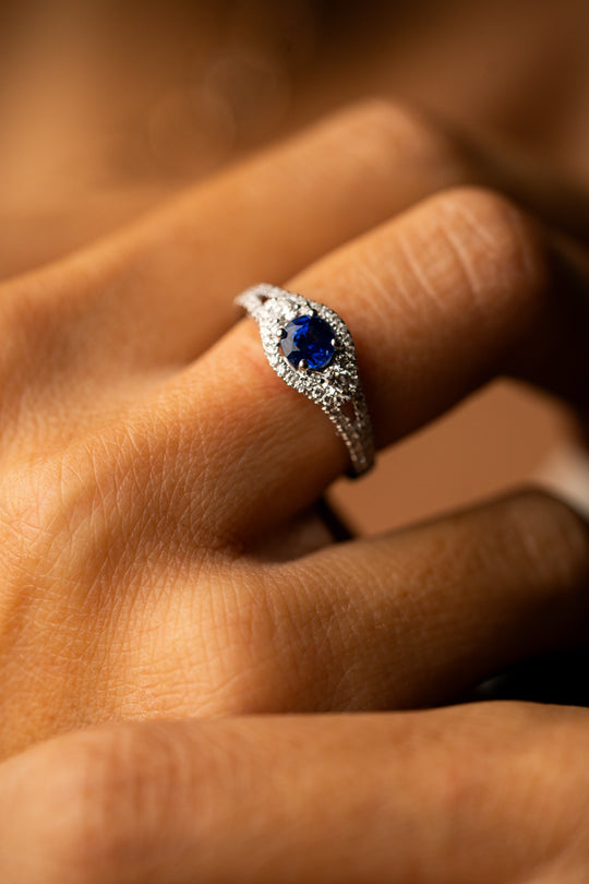 White Gold Engagement Ring with Diamonds and Sapphire