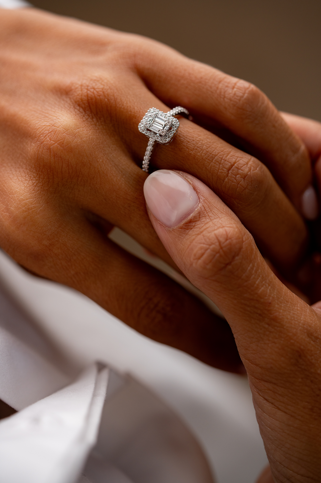 White Gold and Diamonds Engagement Ring