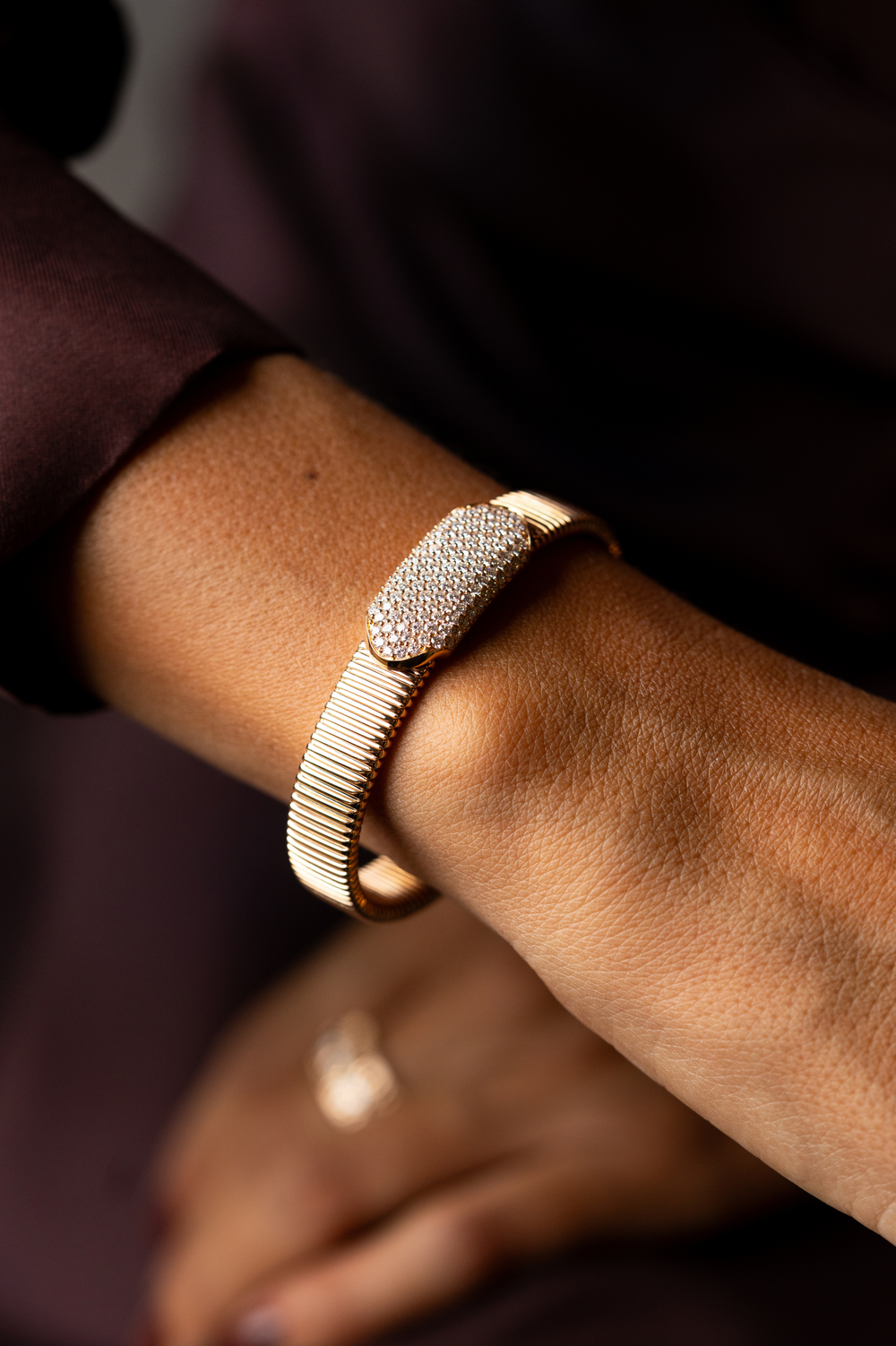 Pink Gold Texture Bracelet with Diamonds