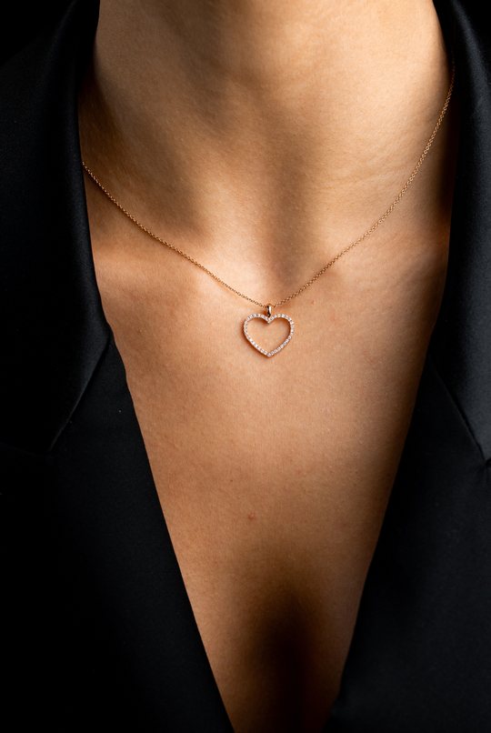 Heart Pink Gold Necklace with Diamonds