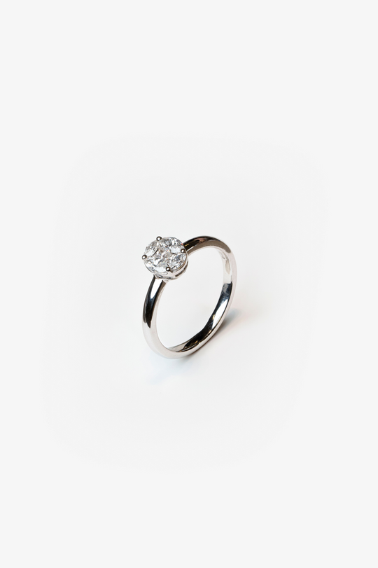 White Gold Engagement Ring with Diamond