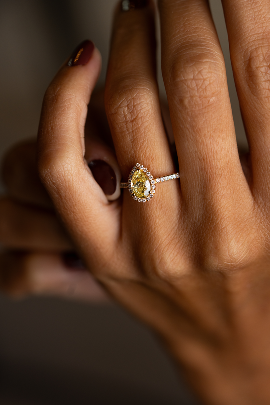 Pink Gold Ring with Yellow Diamond