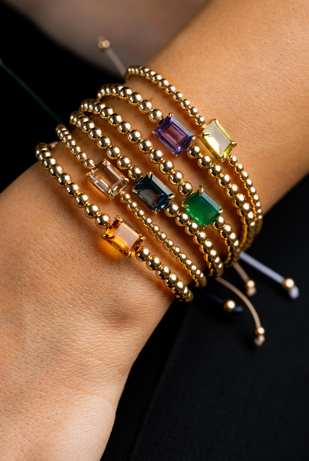 Yellow Gold Bracelet with Blue Topaz