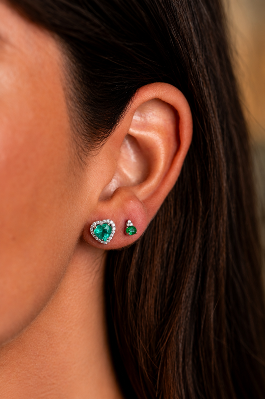 Heart White Gold Earrings with Diamonds and Emerald