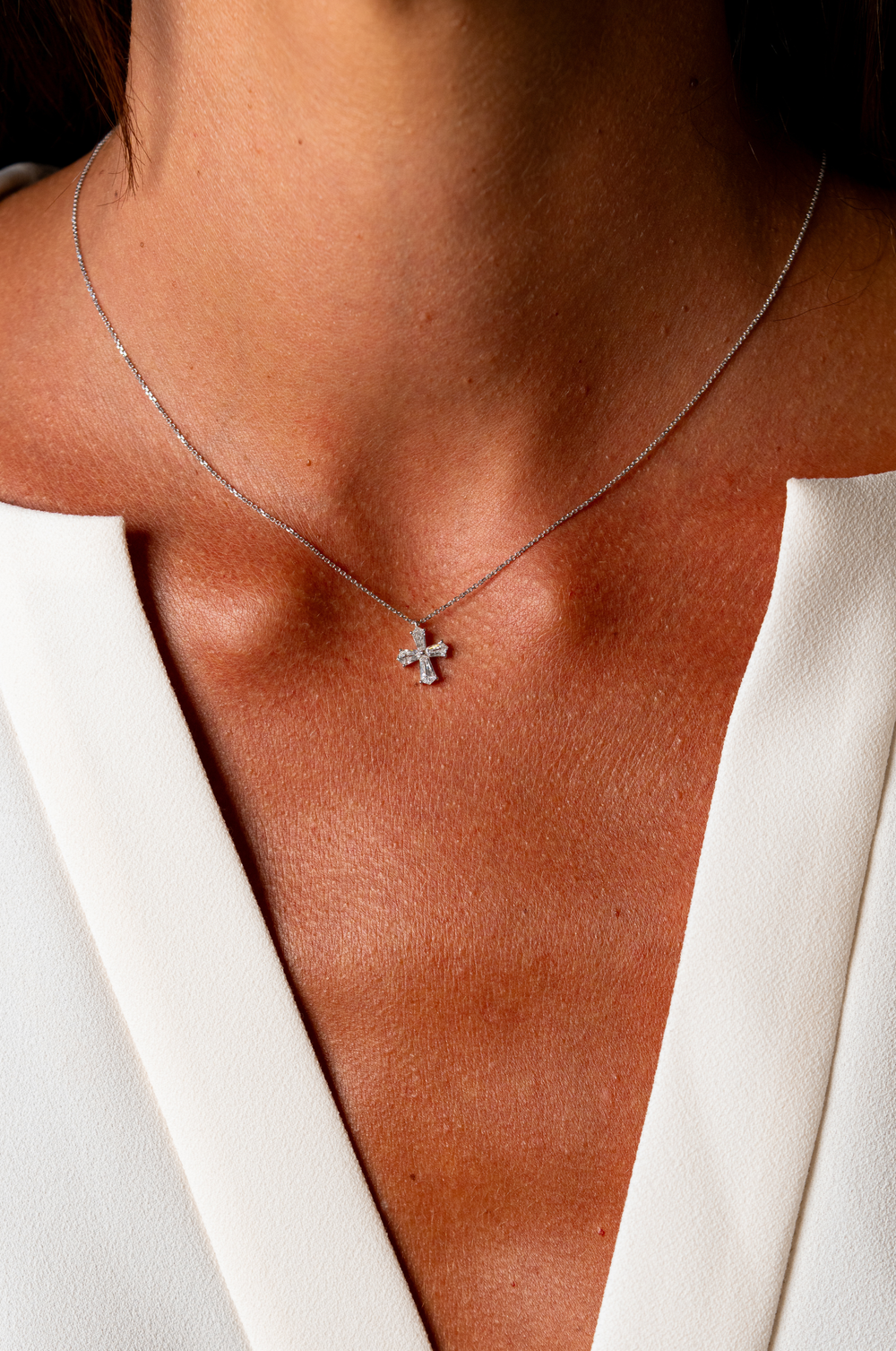 Cross White Gold Necklace with Diamonds