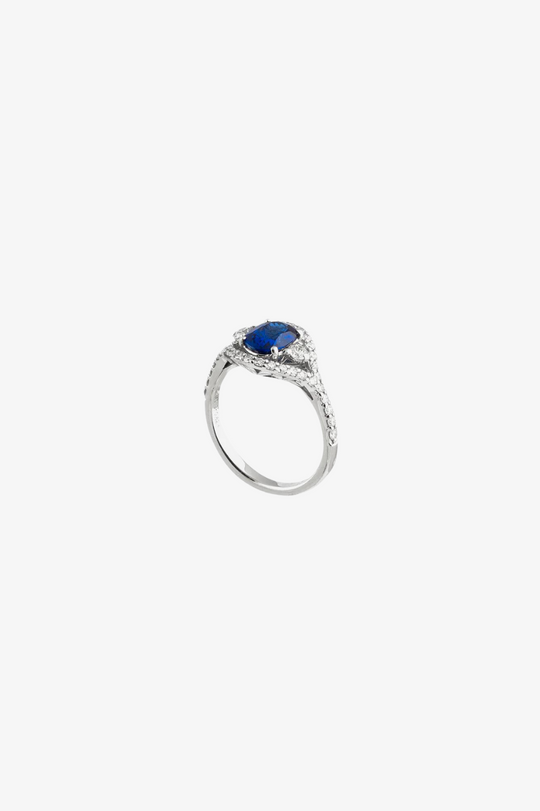 White Gold Engagement Ring with Diamonds and Sapphire