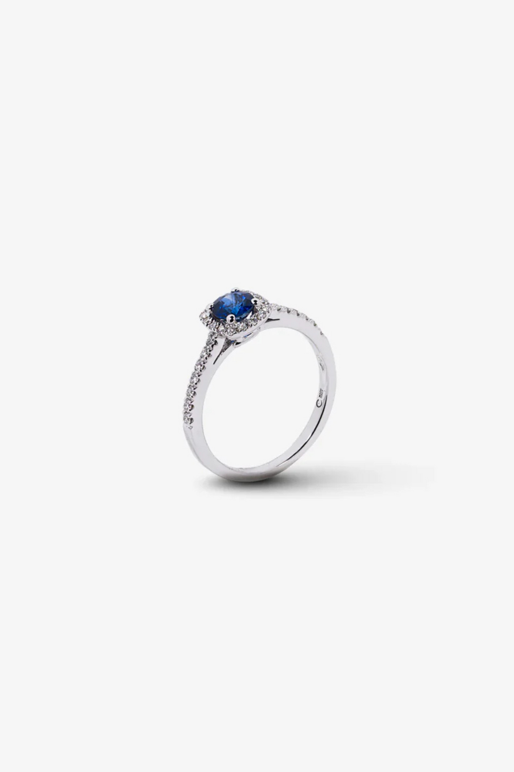 White Gold Engagement Ring with Diamonds and Sapphire