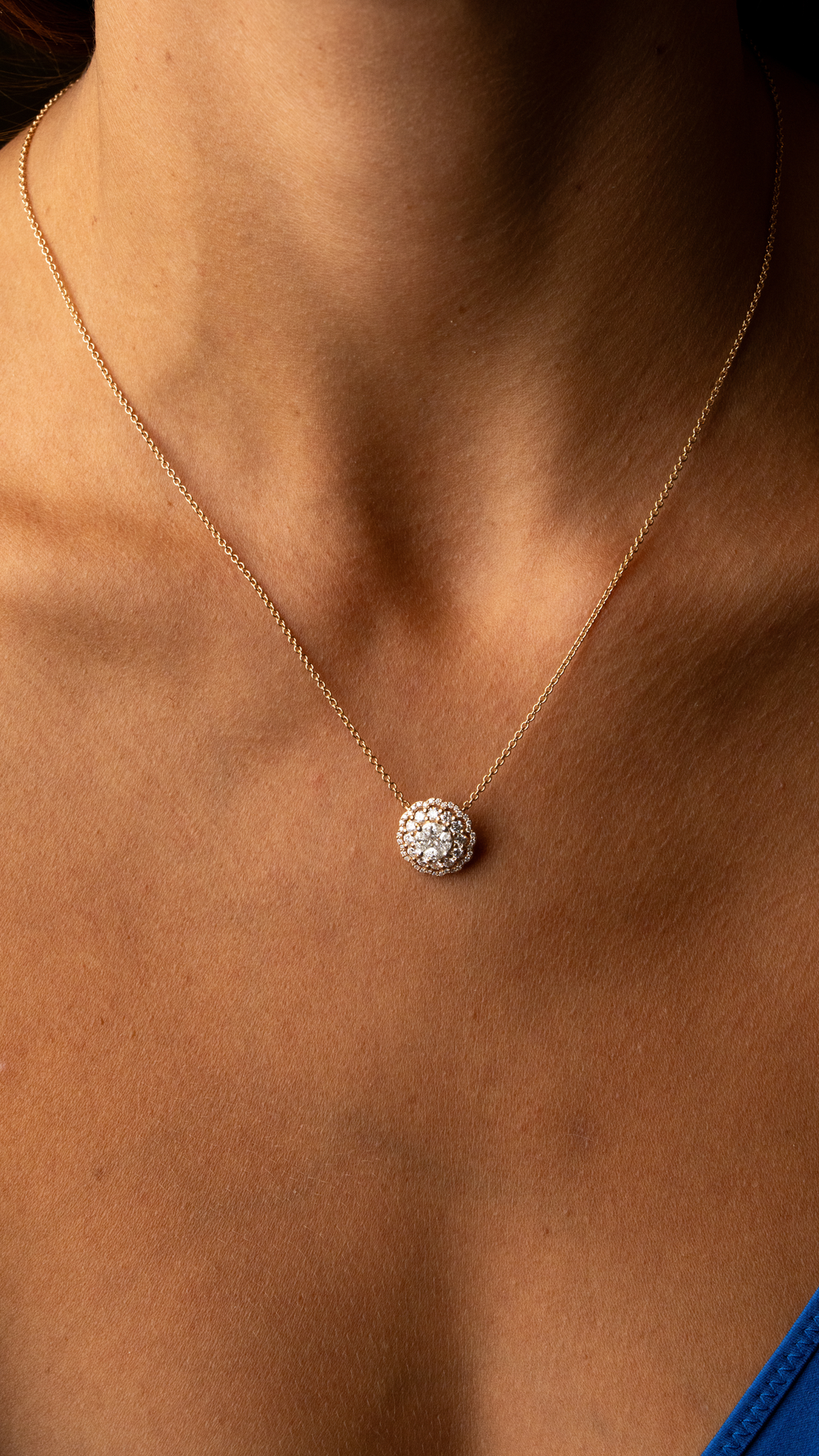 Gold Necklace with Diamonds