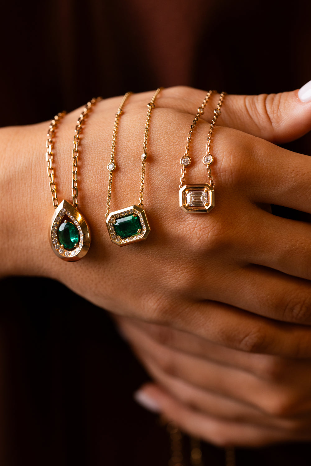 Pink Gold Necklace with Rectangular Emerald